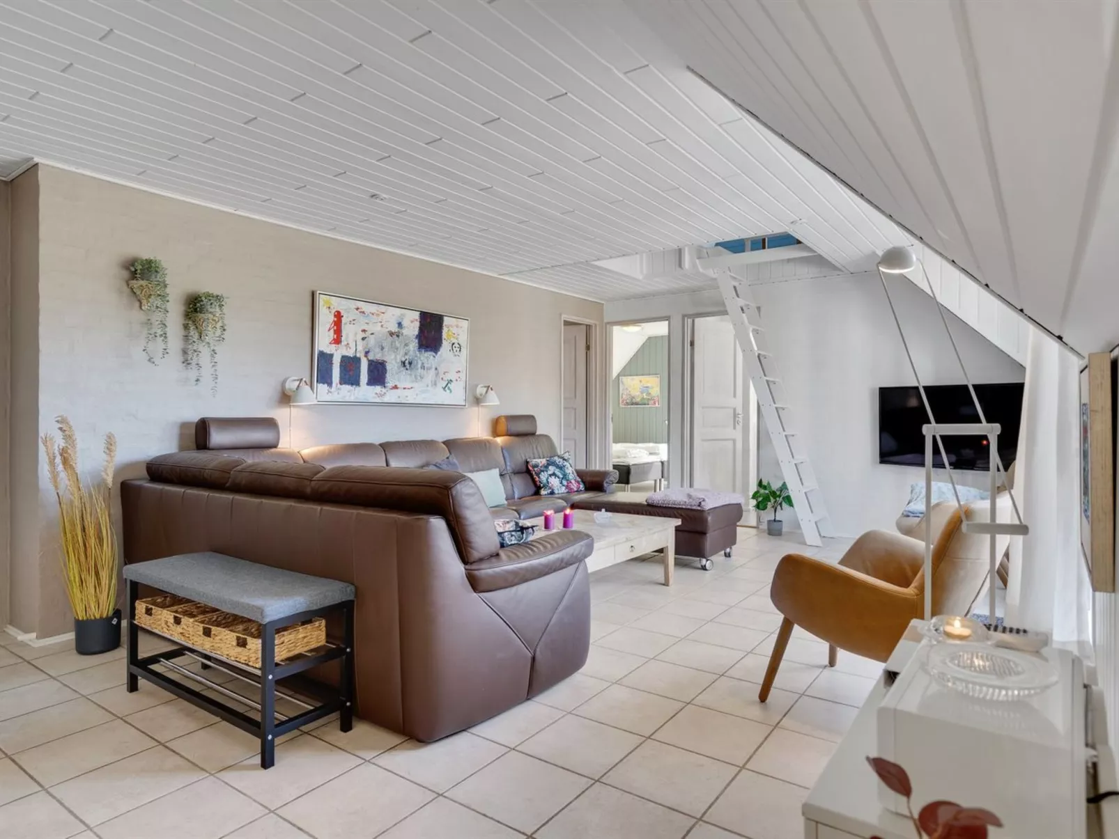 "Alwina" - 2.5km from the sea-Binnen