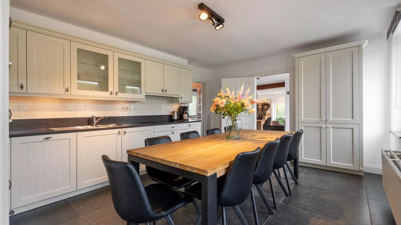 Landhuis Brakelbos-Eetkamer