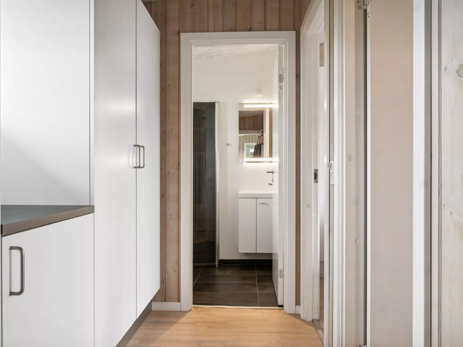 "Gloria" - 500m from the sea-Binnen