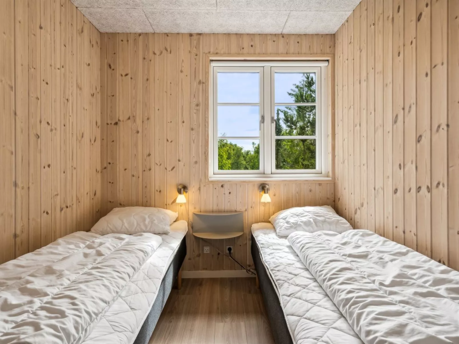 "Jalina" - 200m from the sea-Binnen