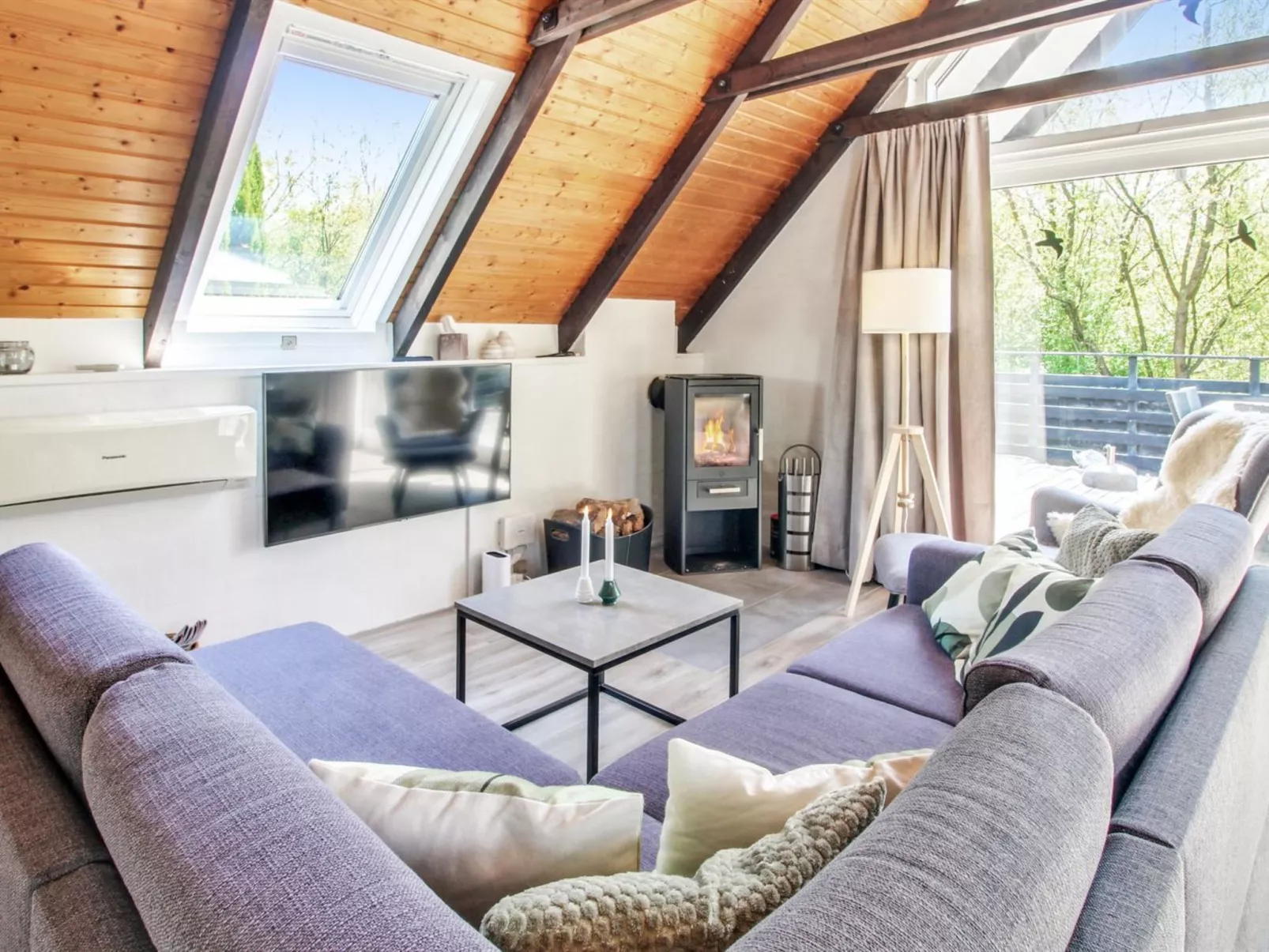 "Engelbertine" - 30km from the sea-Binnen