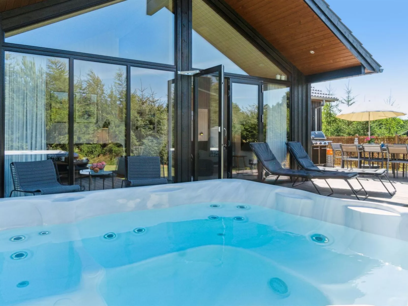 "Kristiarn" - 1.1km from the sea-Binnen