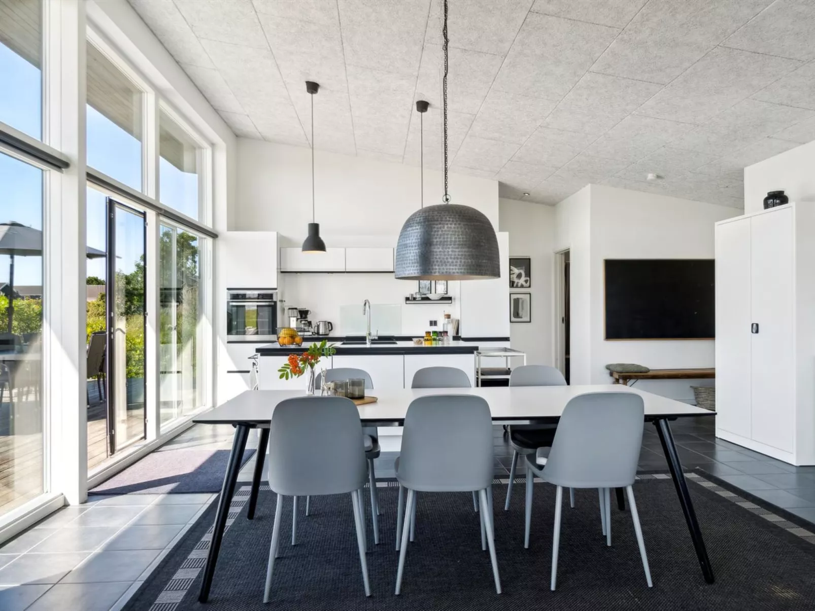 "Bæver" - 200m from the sea-Binnen