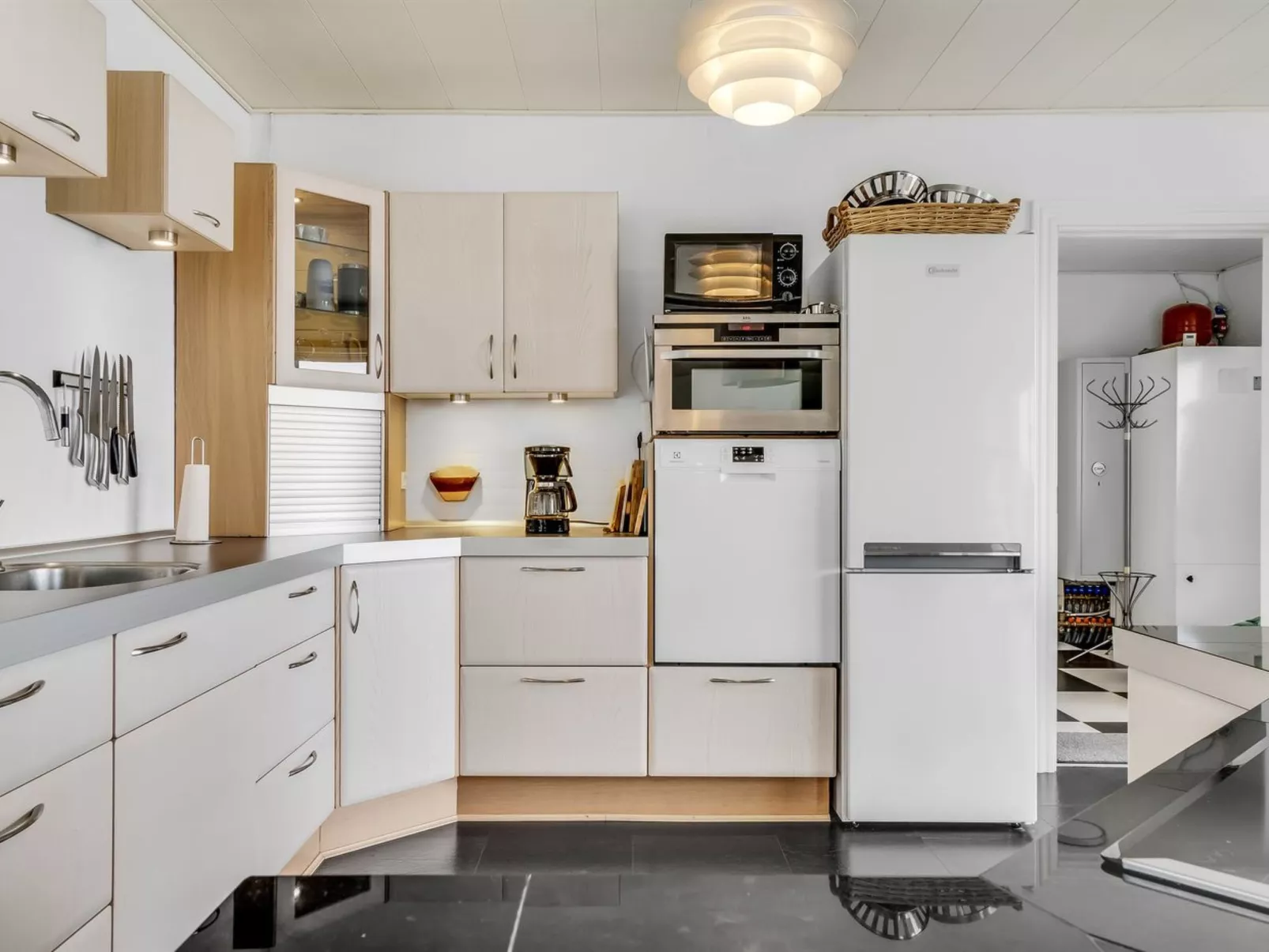 "Kora" - 2km from the sea-Binnen