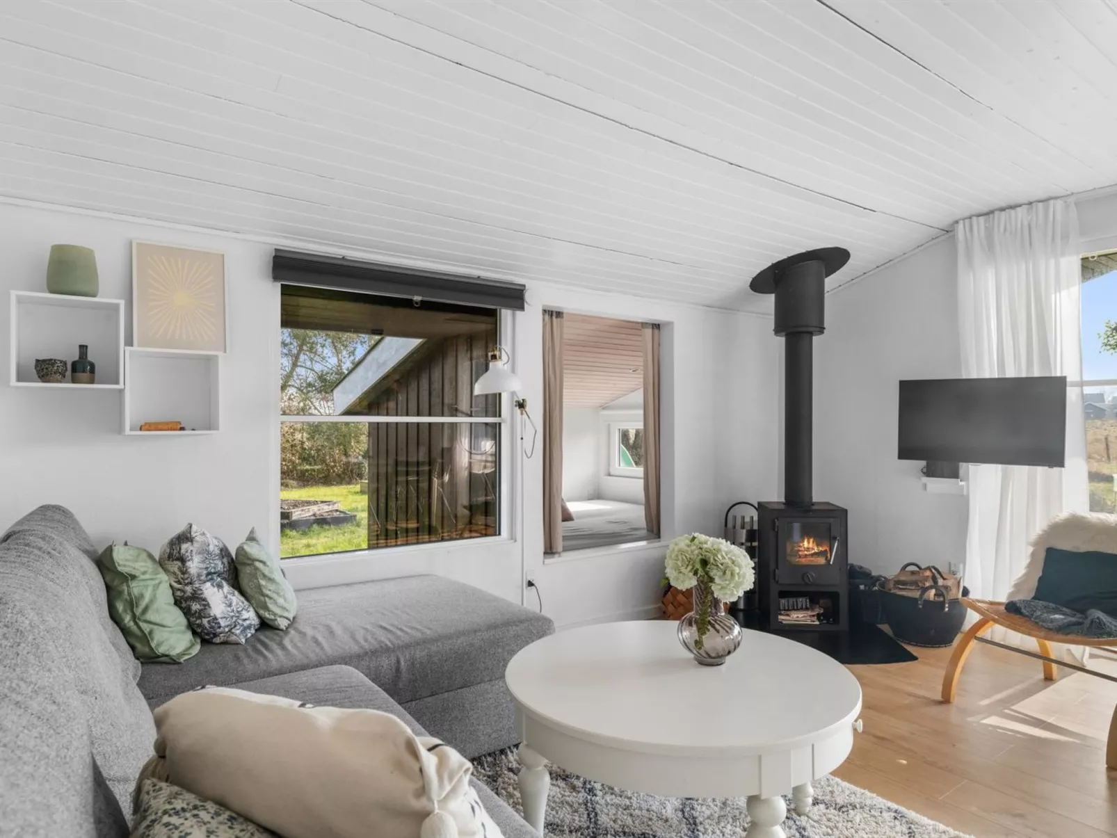 "Justina" - 200m from the sea-Binnen