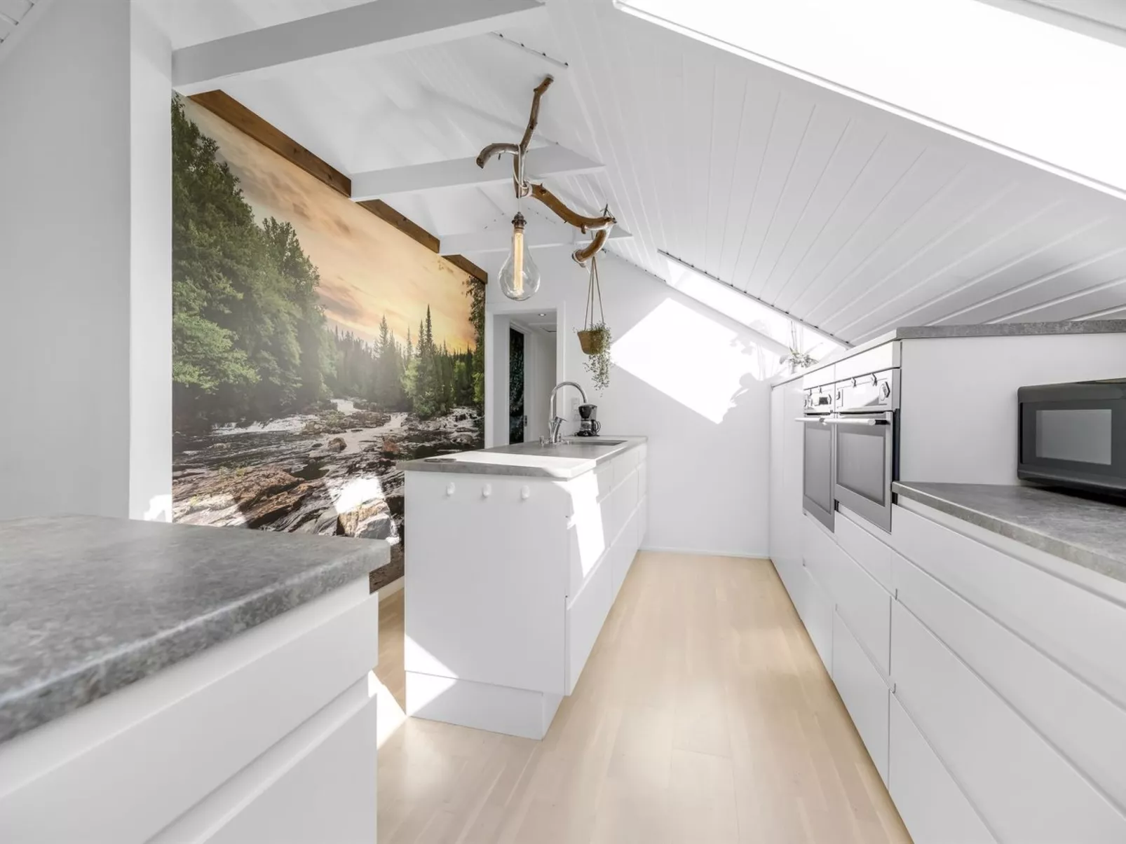 "Hughe" - 1.3km from the sea-Binnen