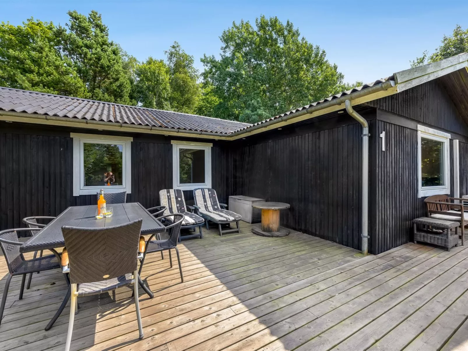 "Eine" -  from the sea-Buiten