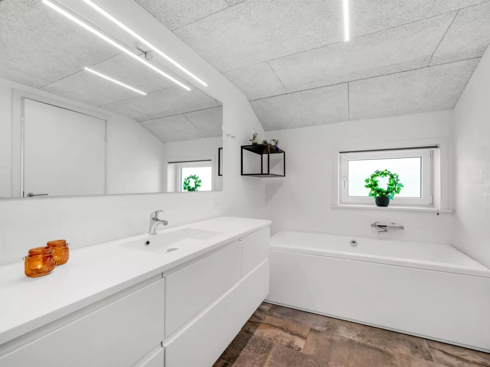 "Ema" - 500m from the sea-Binnen