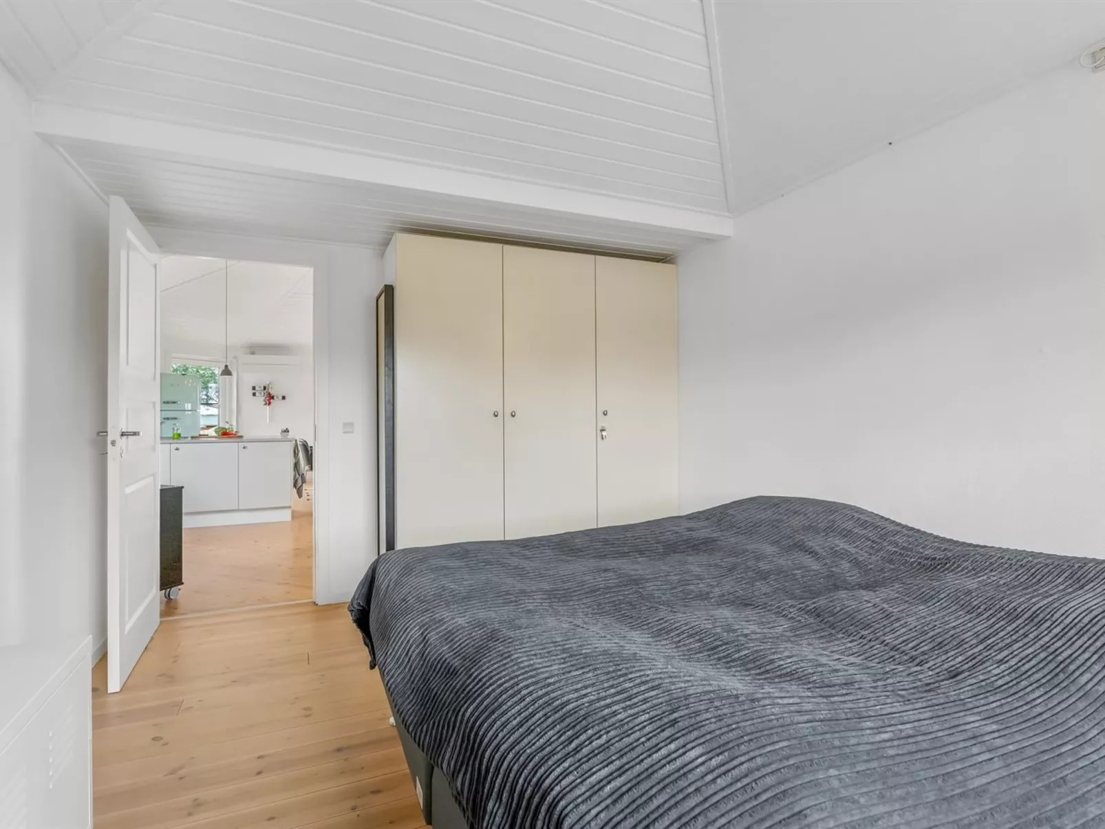 &quot;Glenda&quot; - 2.1km from the sea-Binnen