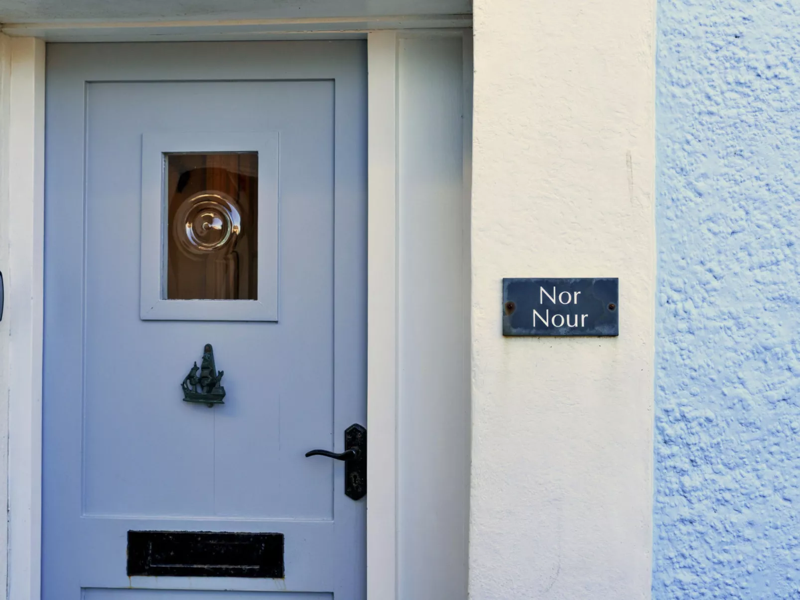 Nor Nour, Cawsand-Binnen