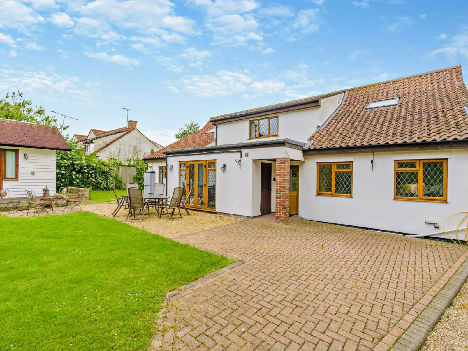 The House at No. 47-Buiten