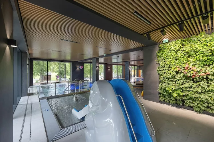 Apartament w Polanicy Zdrojowa 34B - 408-Zwembad