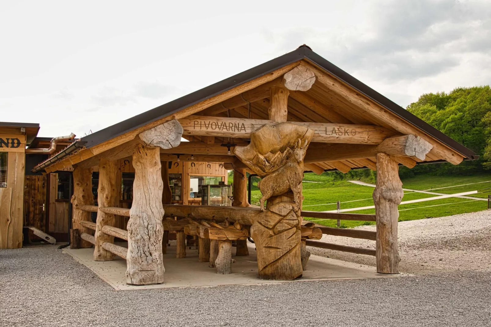 Visnja Gora Meadow Hideaway with Terrace - One Bedroom Cottage with Terrace (owner Hiška na skalci)-Buitenlucht