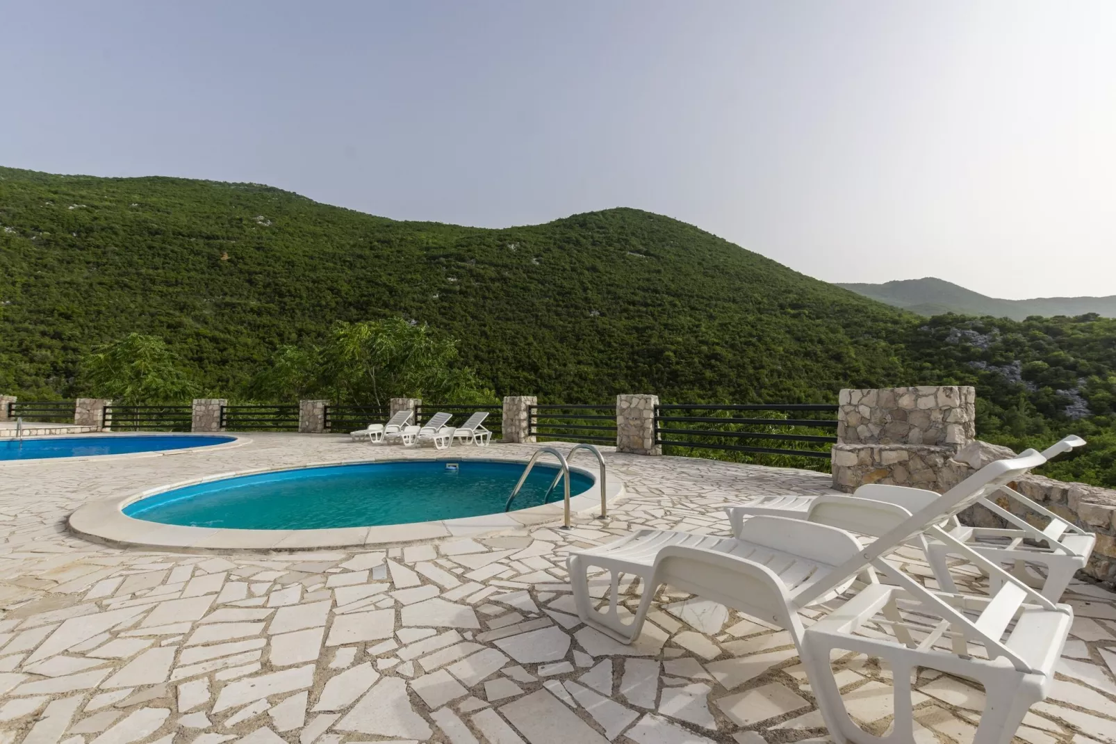 Rustical Resort Kokorići with Shared Outdoor Swimming Pool - One Bedroom Apartment with Terrace-Zwembad