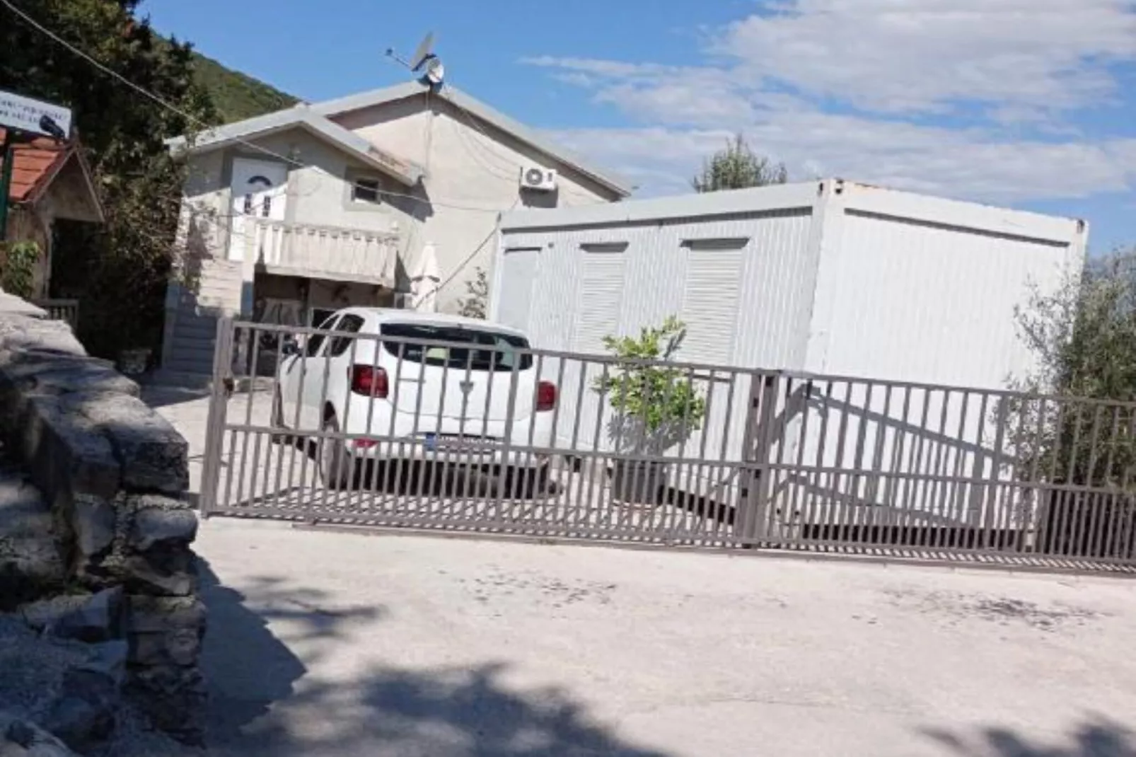 Tivat Relax with Stunning Sea & Mountain Views - Standard Studio Apartment 2-Buitenlucht