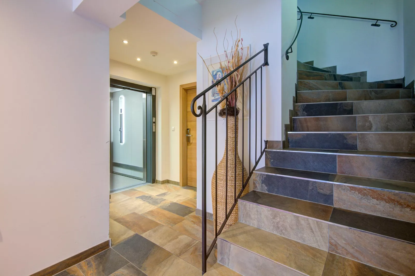 Brunner Apartment Top 5-Overloop