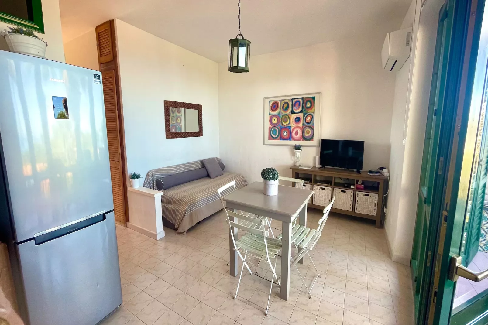 Rais Gerbi Appartamento-Woonkamer