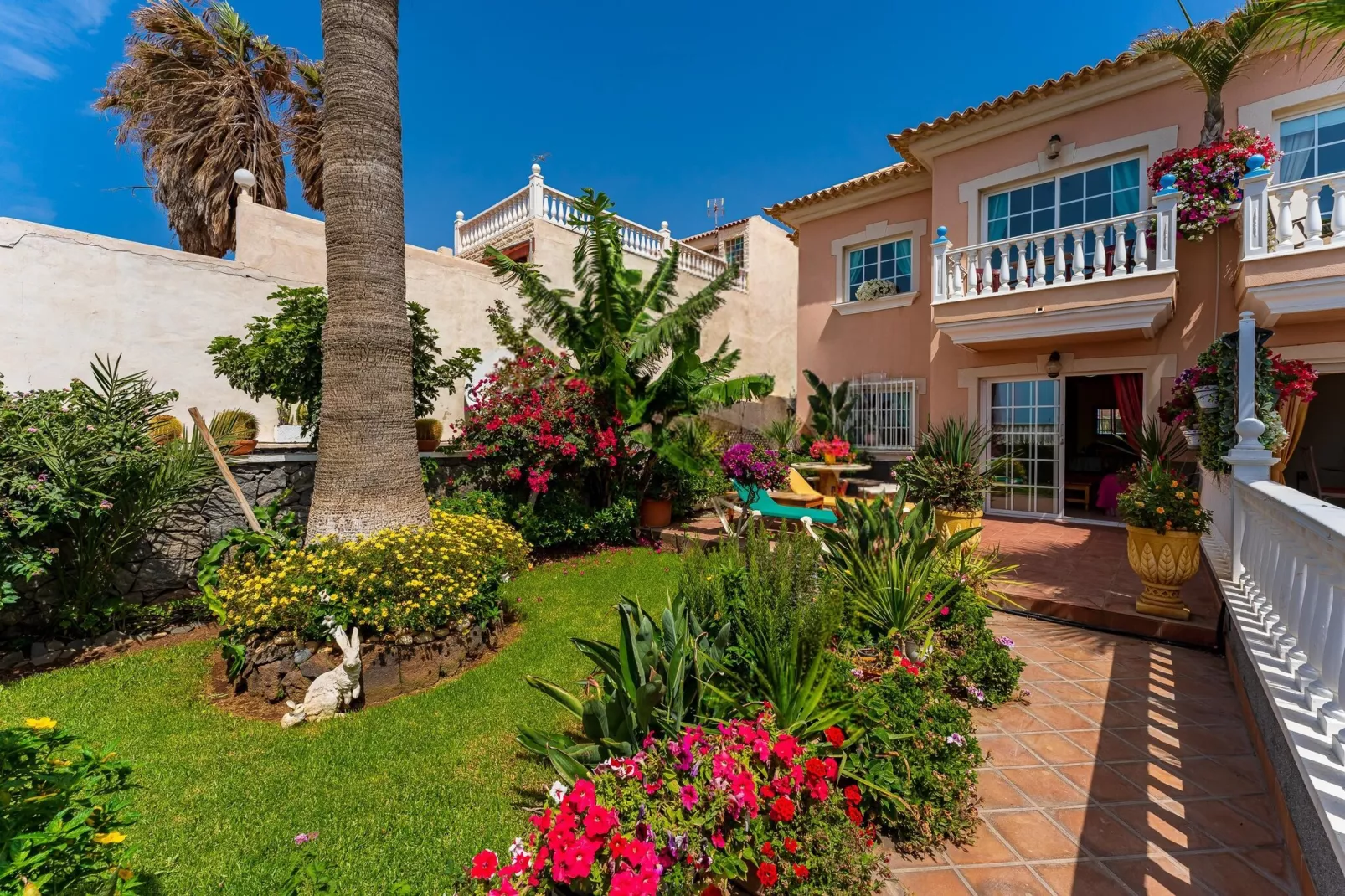 Delfin 14C-Tuinen zomer