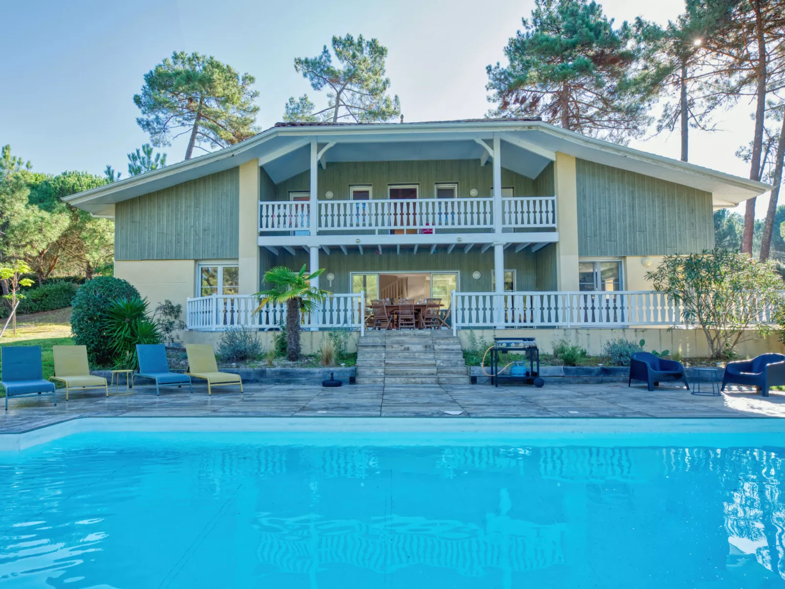 Atlantic Green-Buiten