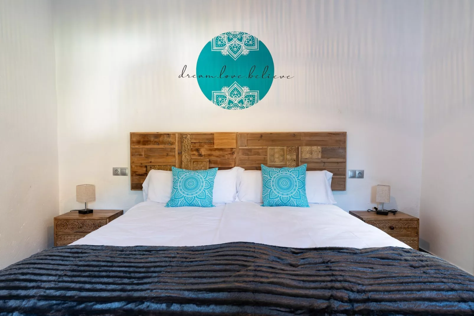 CT 390 - Faros Zen Ohm & Yoga Retreat - Cortijo Pura Paz in Casarabonela-Slaapkamer