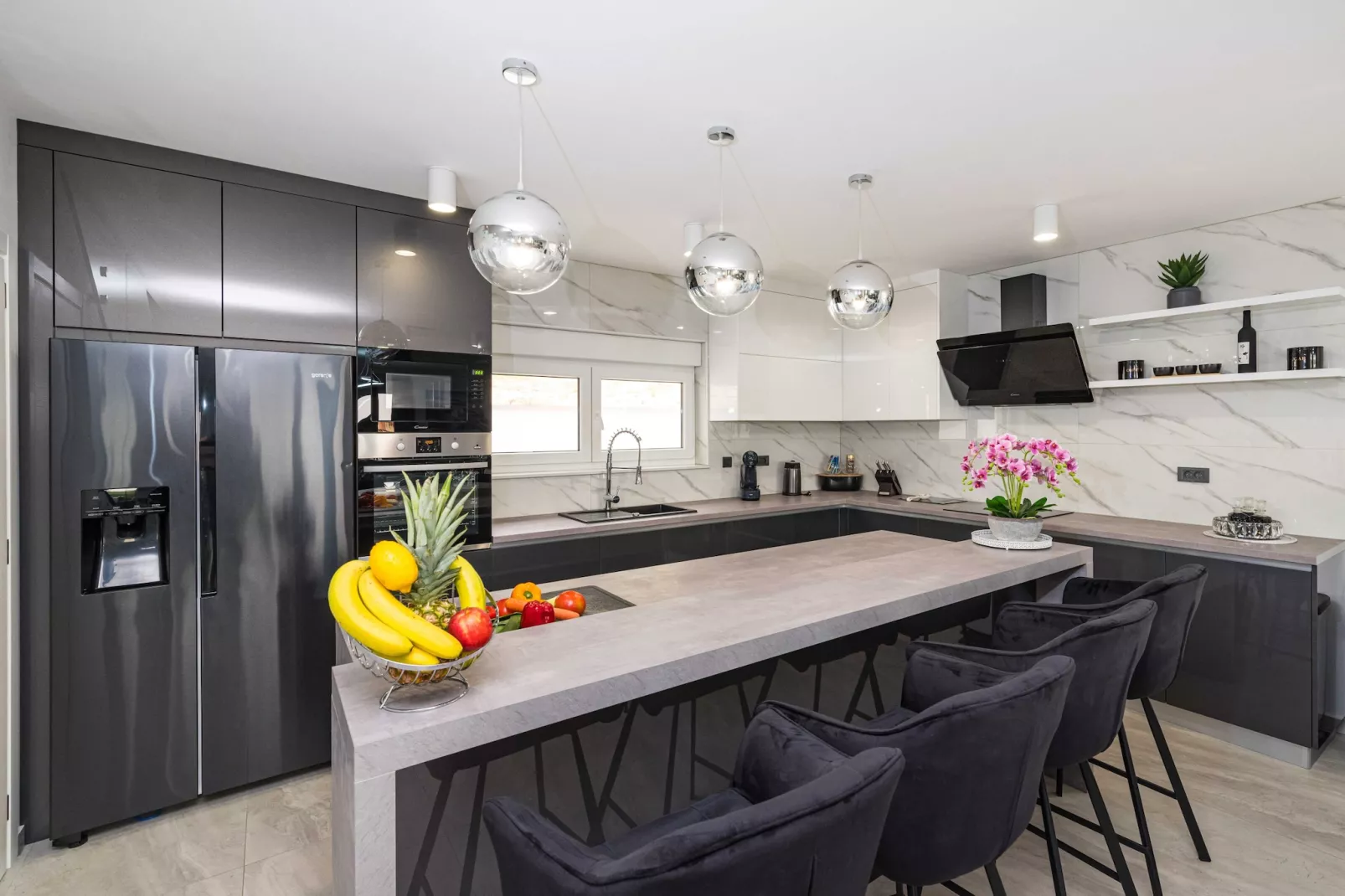 Luxury Villa Burra-Eetkamer