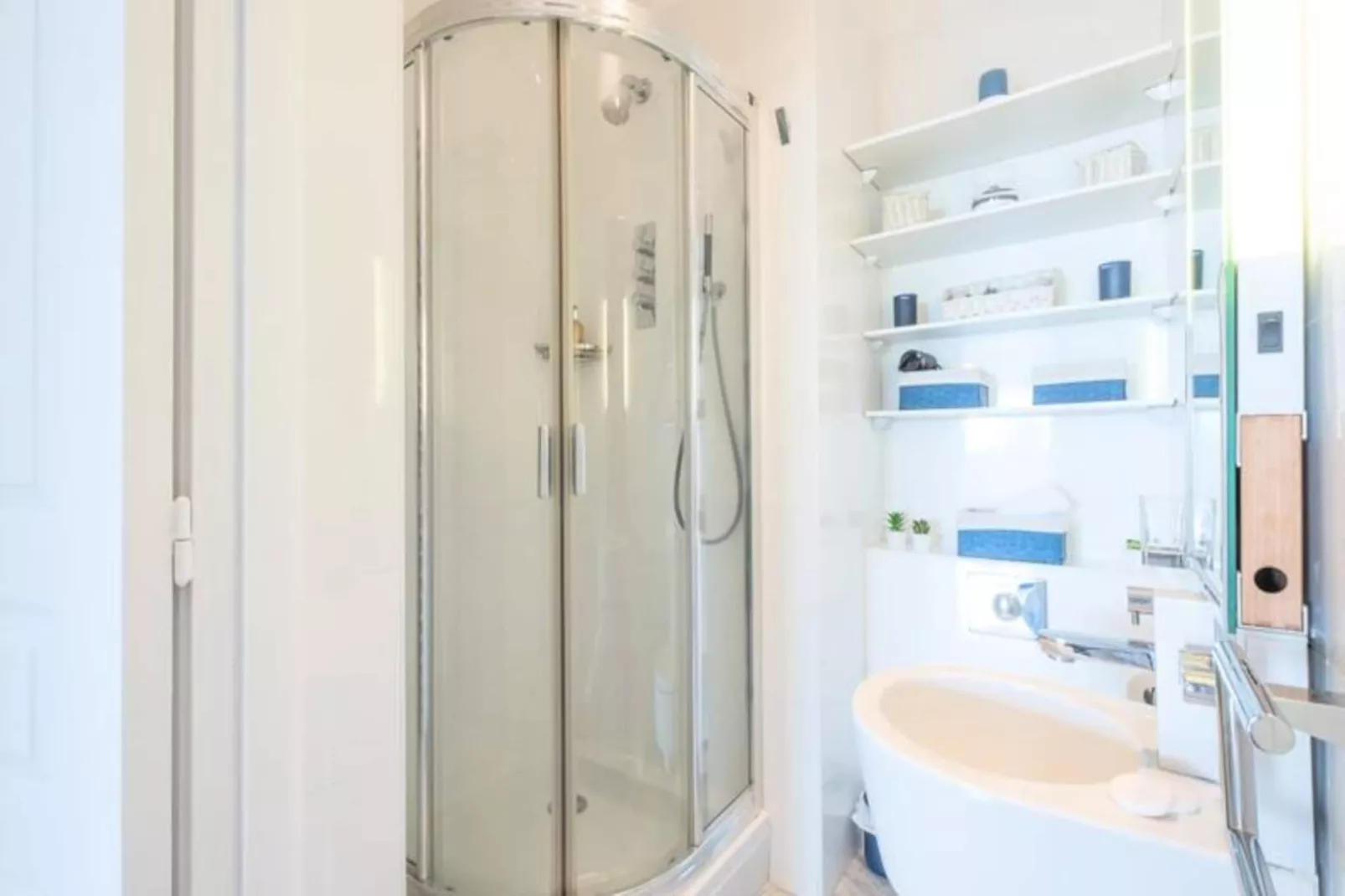 Résidence Rare ! Superbe 3 Pi&egrave;ces Avec Jardin Face &agrave; La Mer-Niet-getagd