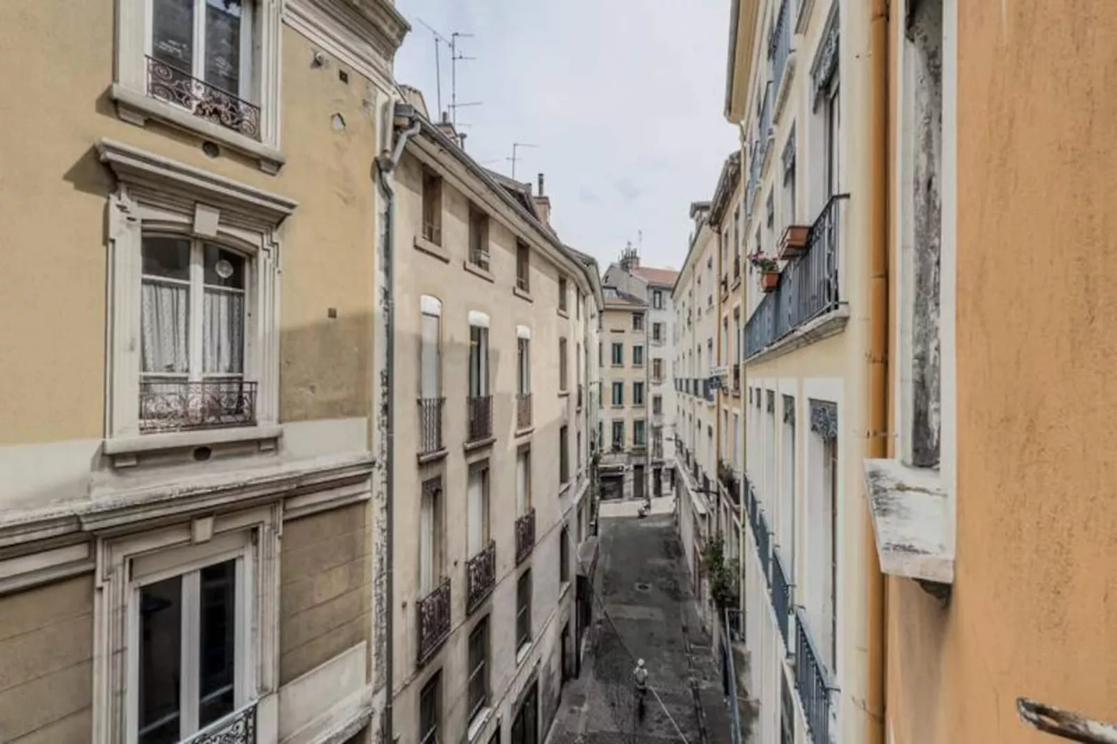 | L'escapade Des Clercs 💗-Niet-getagd