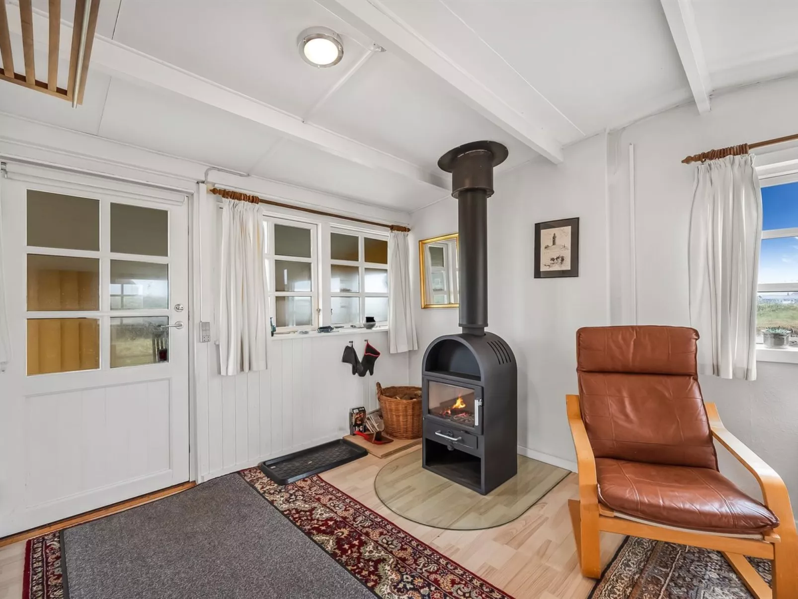 "Luiza" - 300m from the sea-Binnen