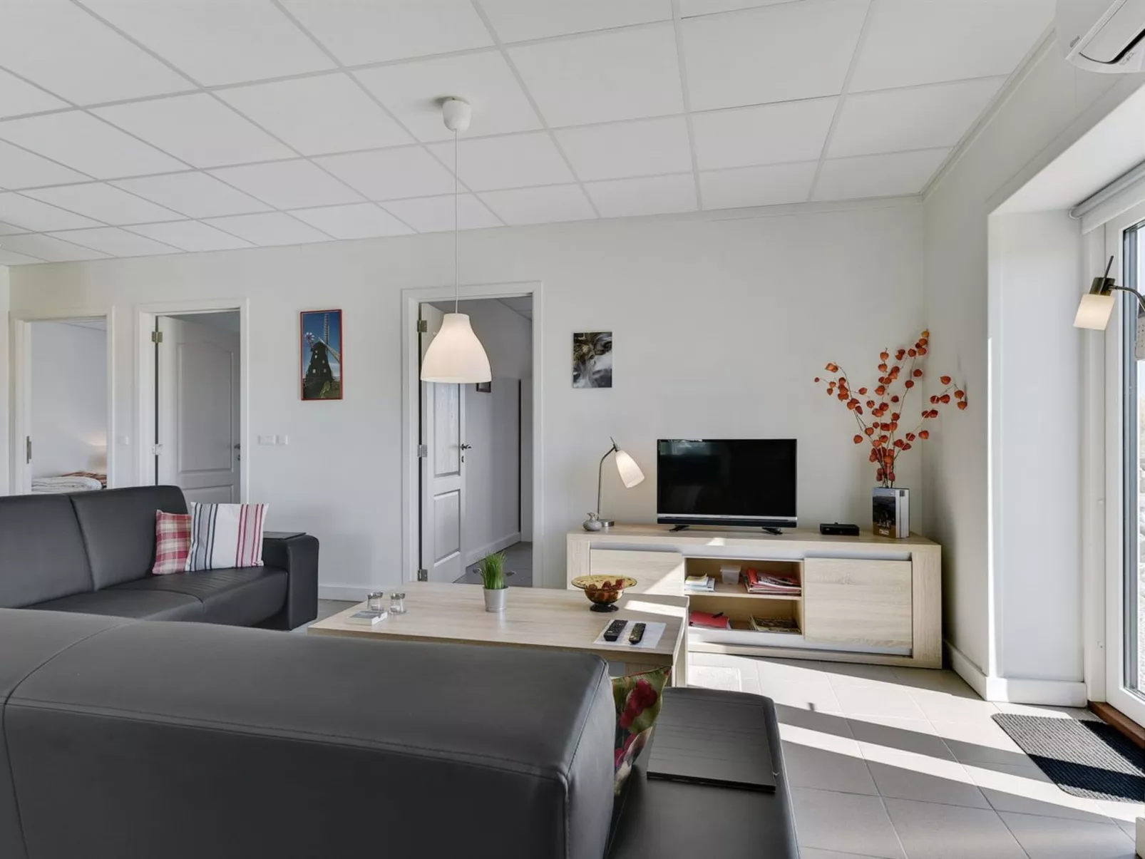 "Henne" - 2.5km from the sea-Binnen