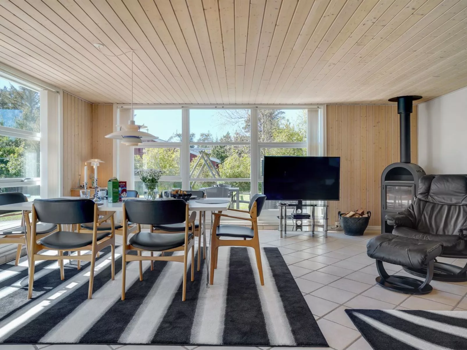 "Wilja" - 400m from the sea-Binnen