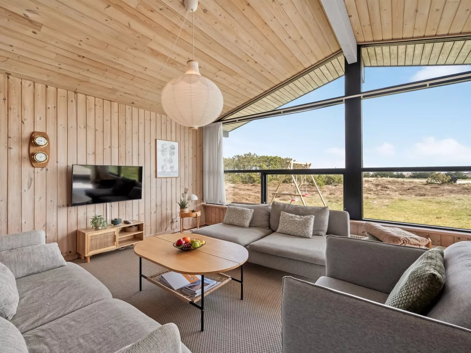 "Brunkil" - 500m from the sea-Binnen