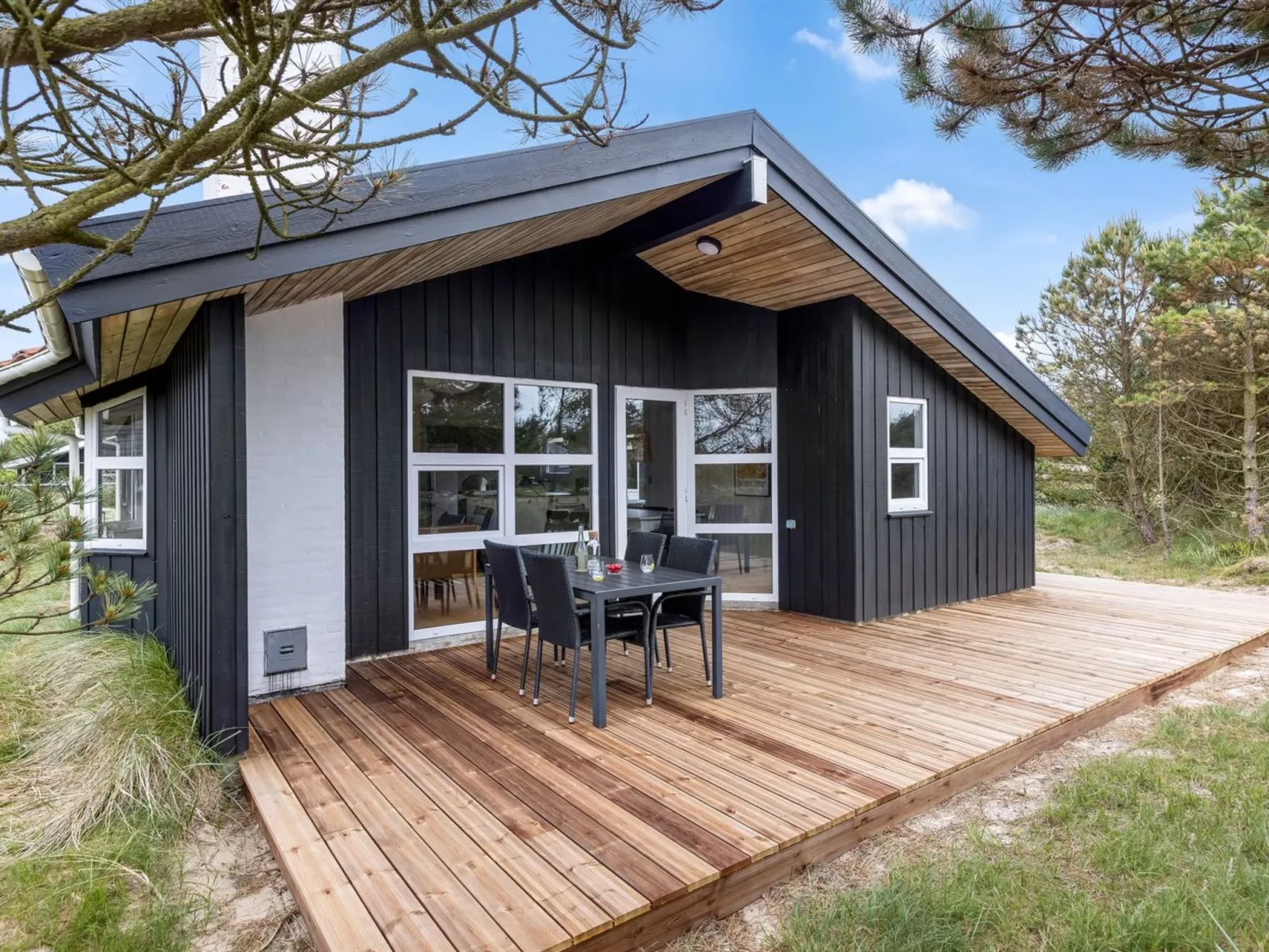 "Antto" - 900m from the sea-Buiten