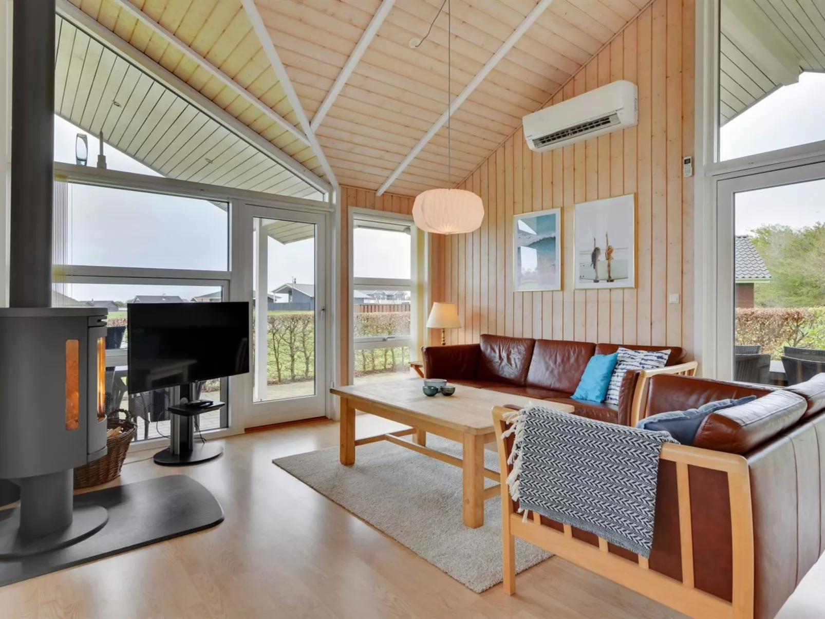 "Deline" - 250m from the sea-Binnen