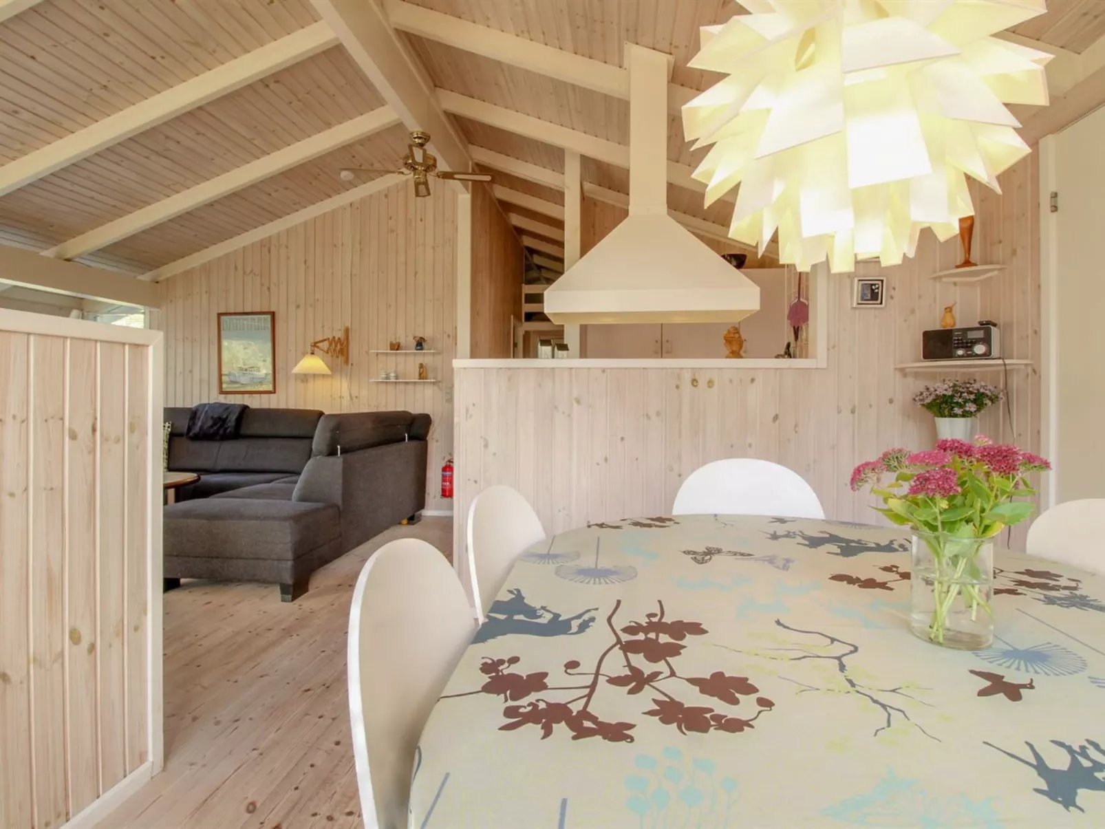 "Siegrid" - 250m from the sea-Binnen