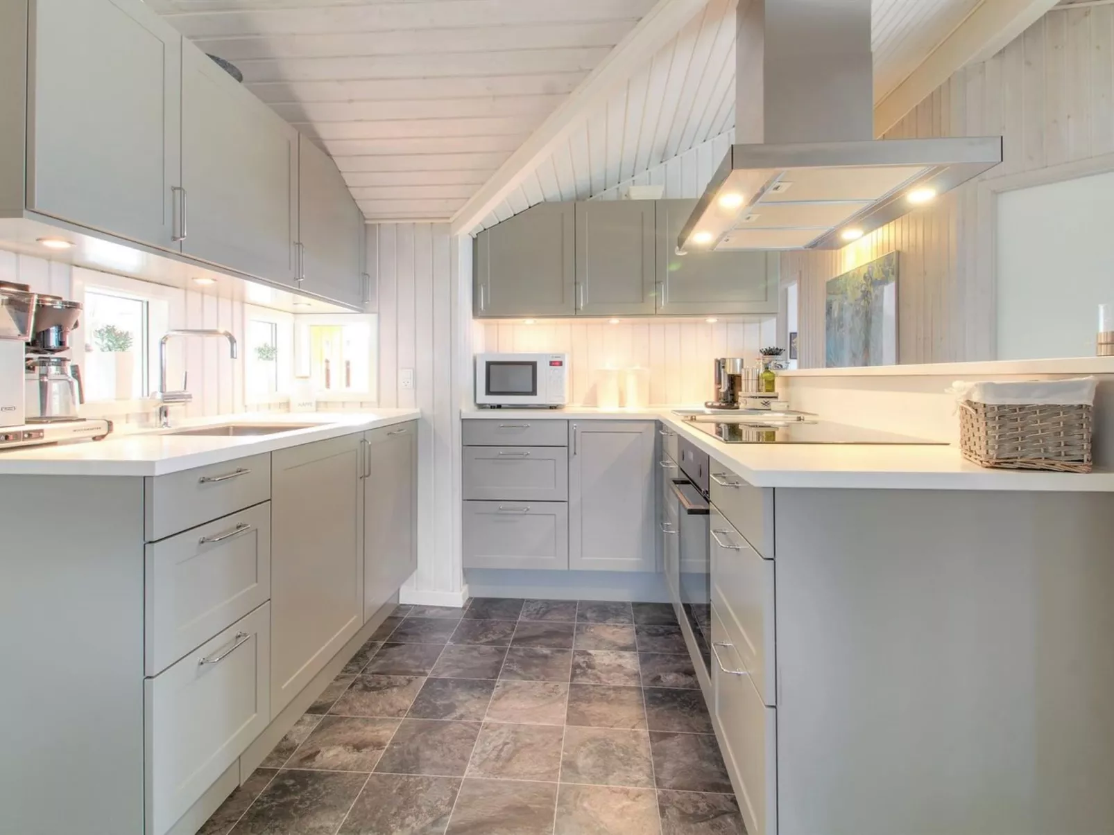 "Thrond" - 200m from the sea-Binnen