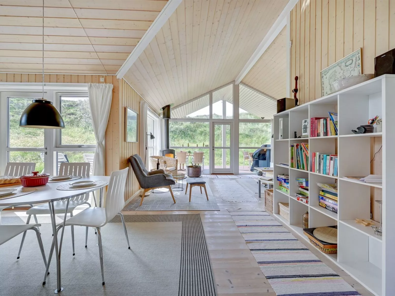 "Asvalde" - 150m from the sea-Binnen