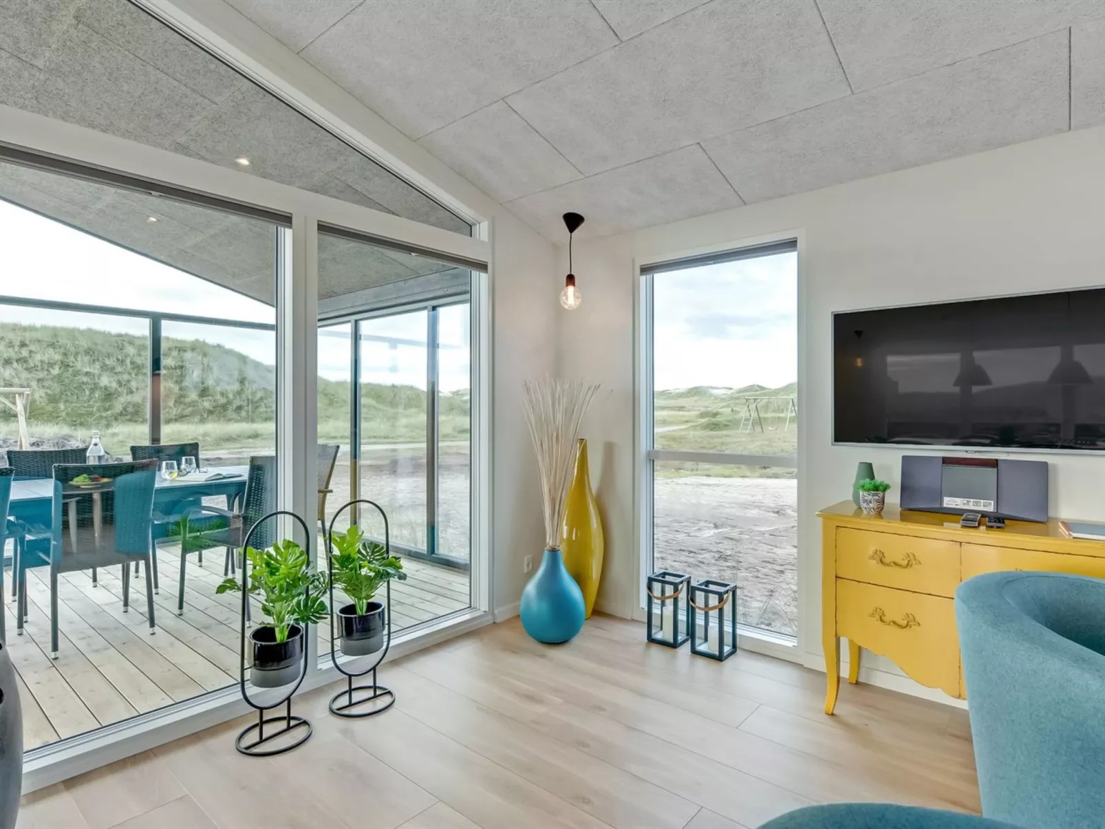 "Birger" - 300m from the sea-Binnen