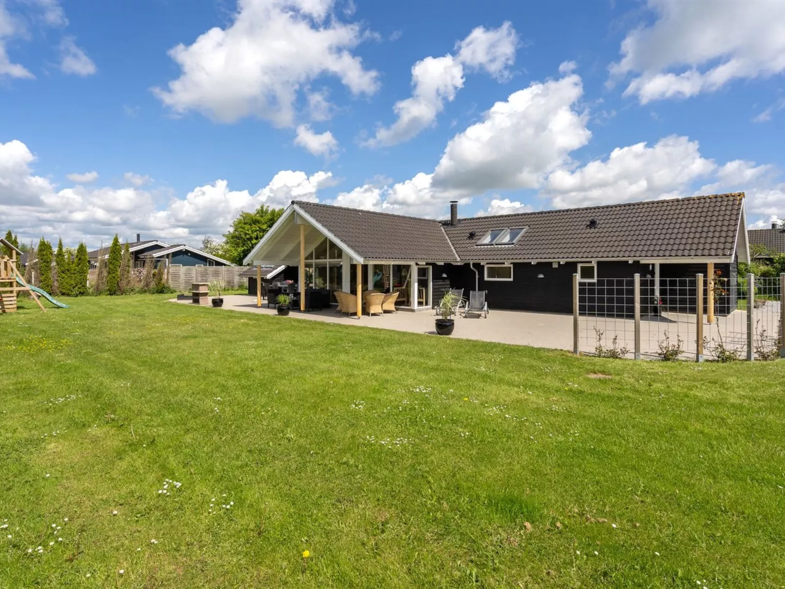 "Harek" - 800m from the sea-Buiten