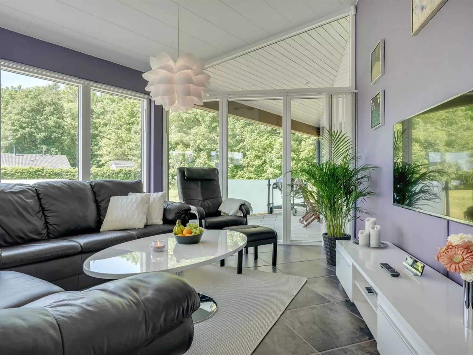 "Helena" - 250m from the sea-Binnen