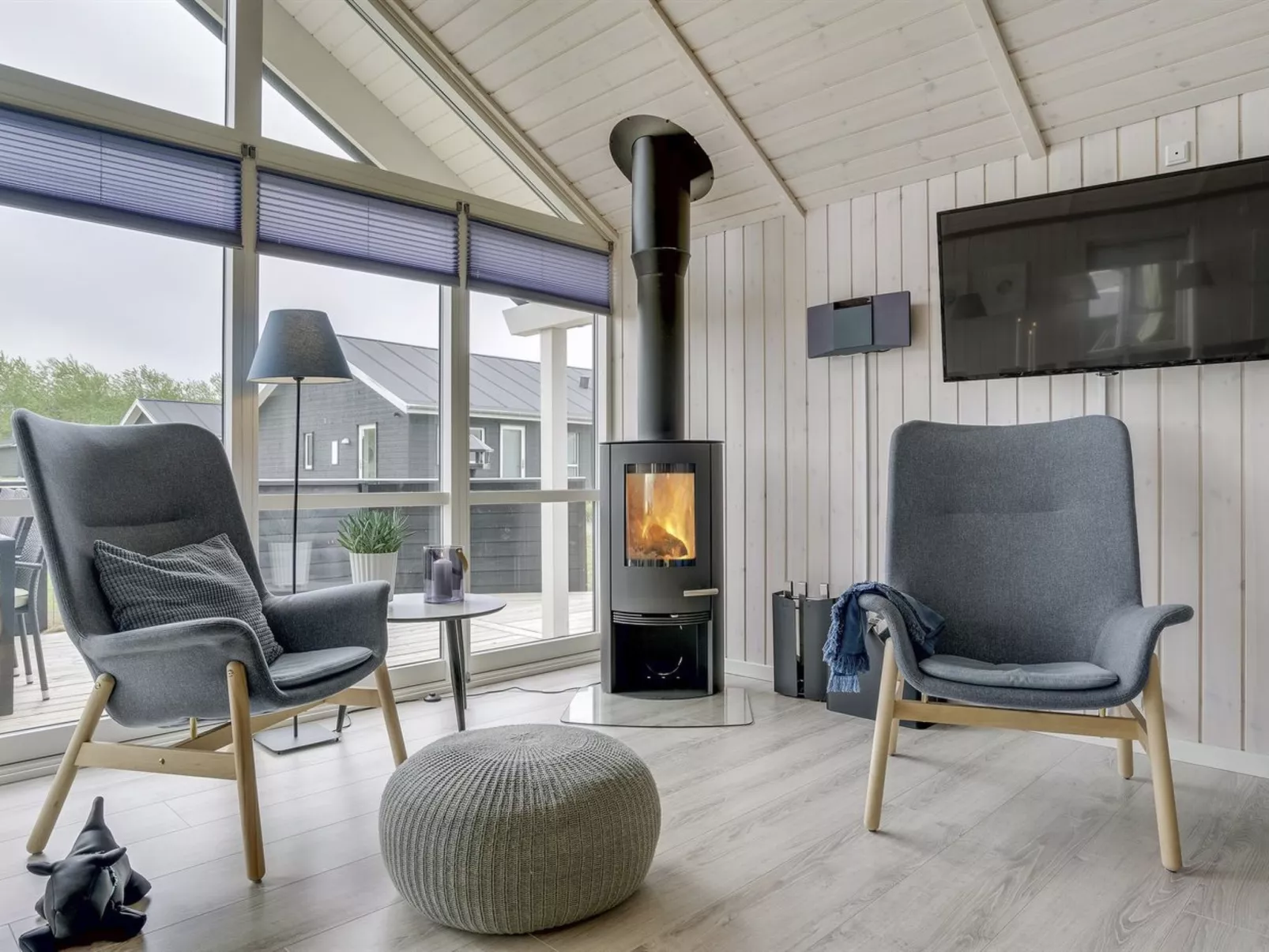 "Ina" - 1.2km from the sea-Binnen