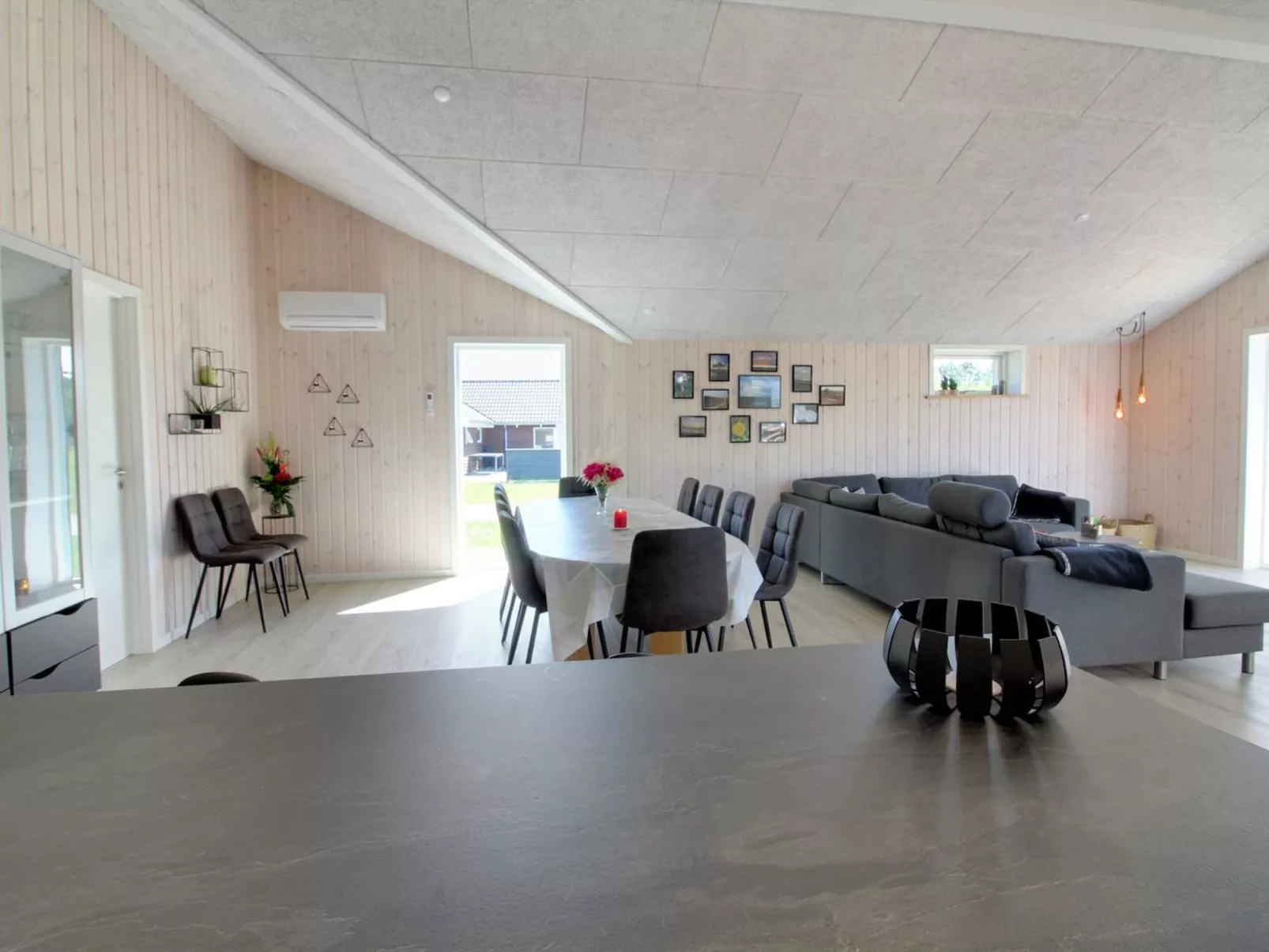 "Tahvo" - 3.3km from the sea-Binnen