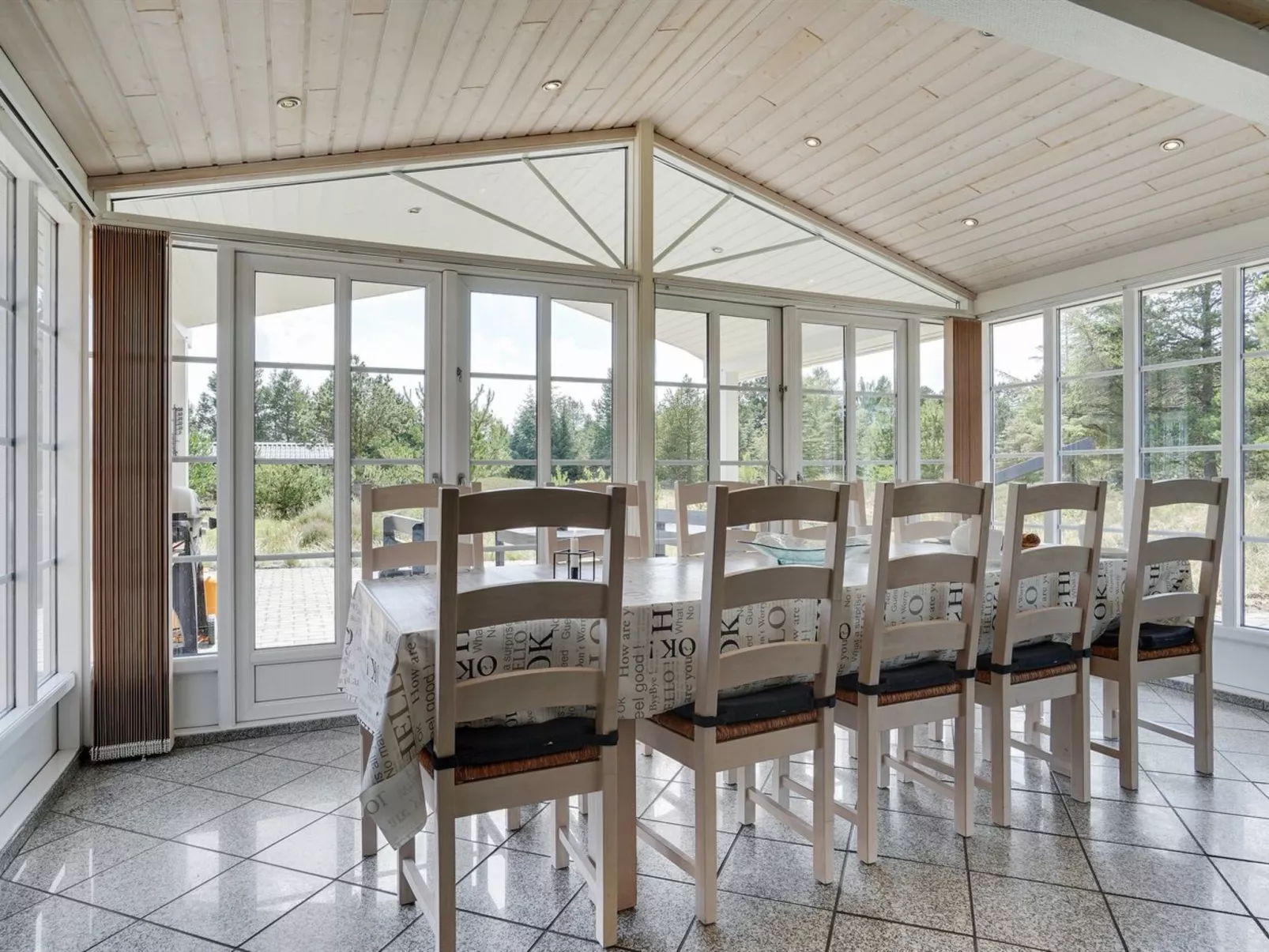 "Nana" - 4km from the sea-Binnen