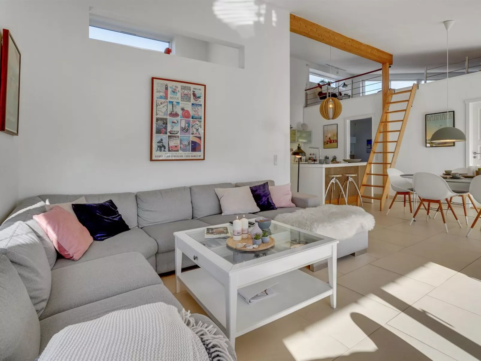 "Biorn" - 70m from the sea-Binnen