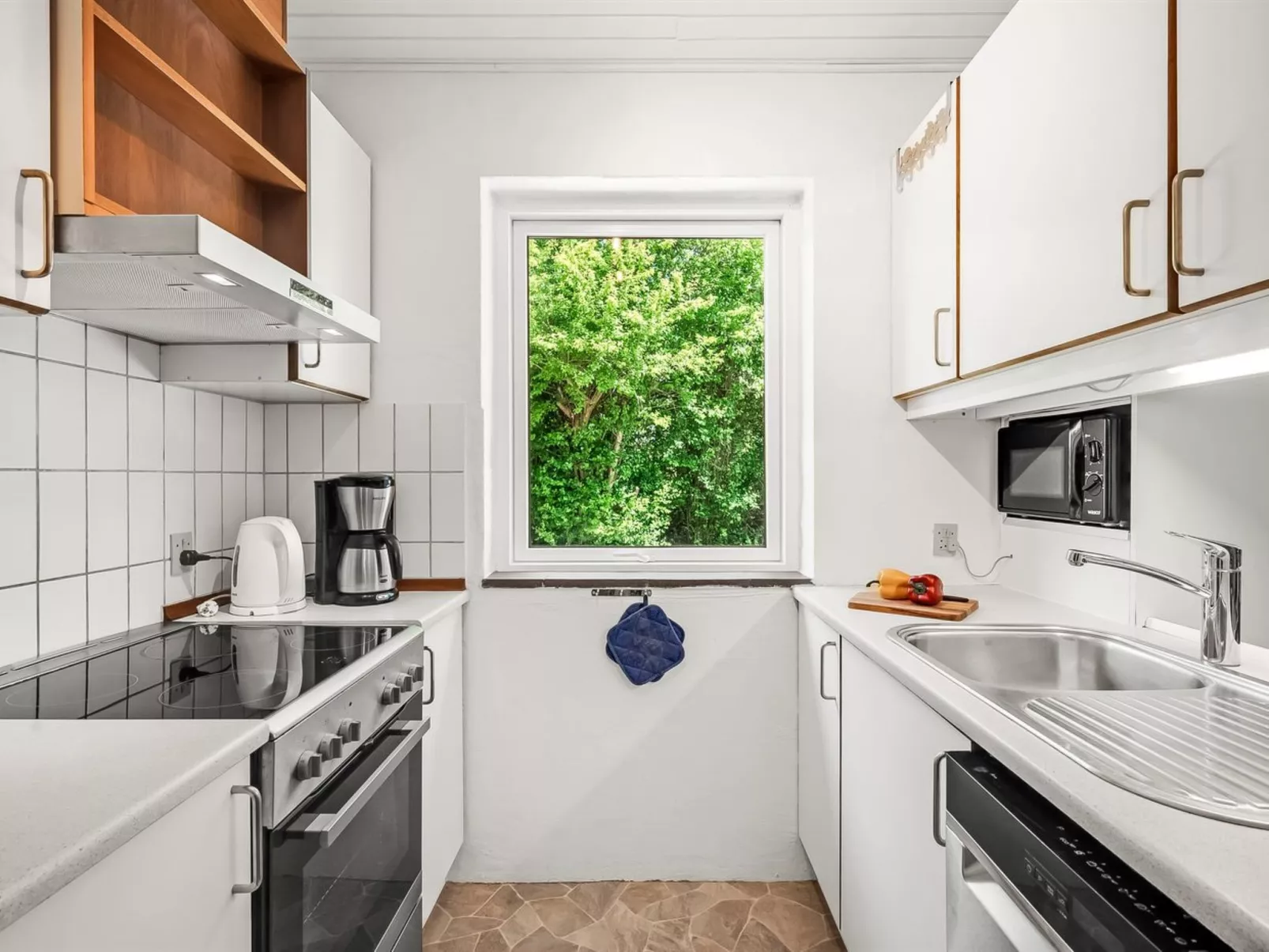 "Aarni" - 250m to the fjord-Binnen