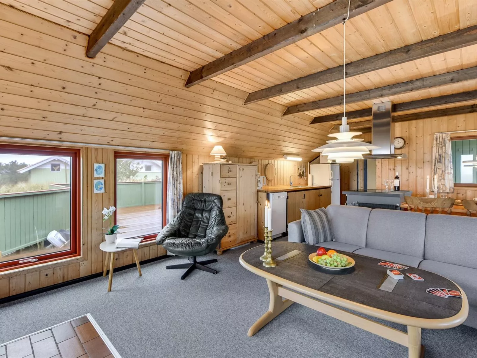 "Rayne" -  from the sea-Binnen