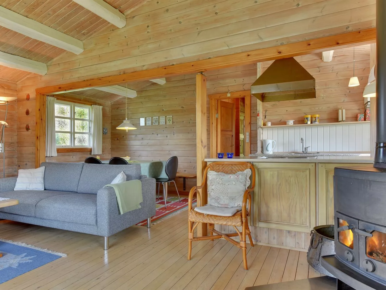 "Rosabella" - 600m from the sea-Binnen