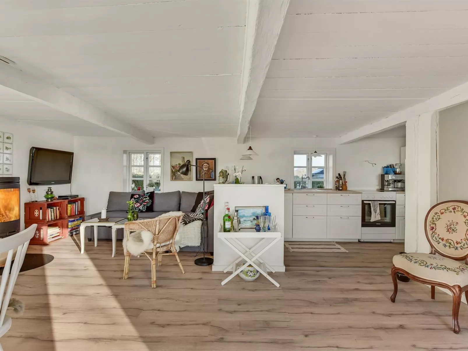 "Ose" - 50m from the sea-Binnen