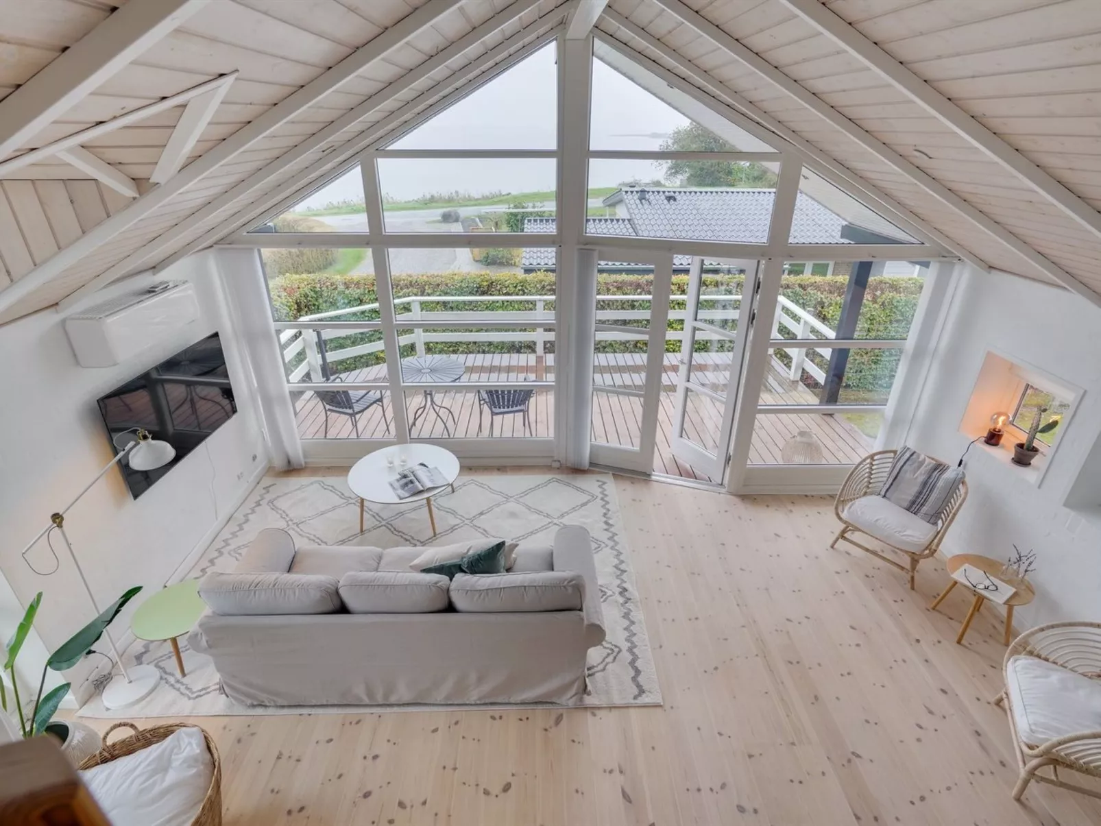 "Nica" - 100m from the sea-Binnen