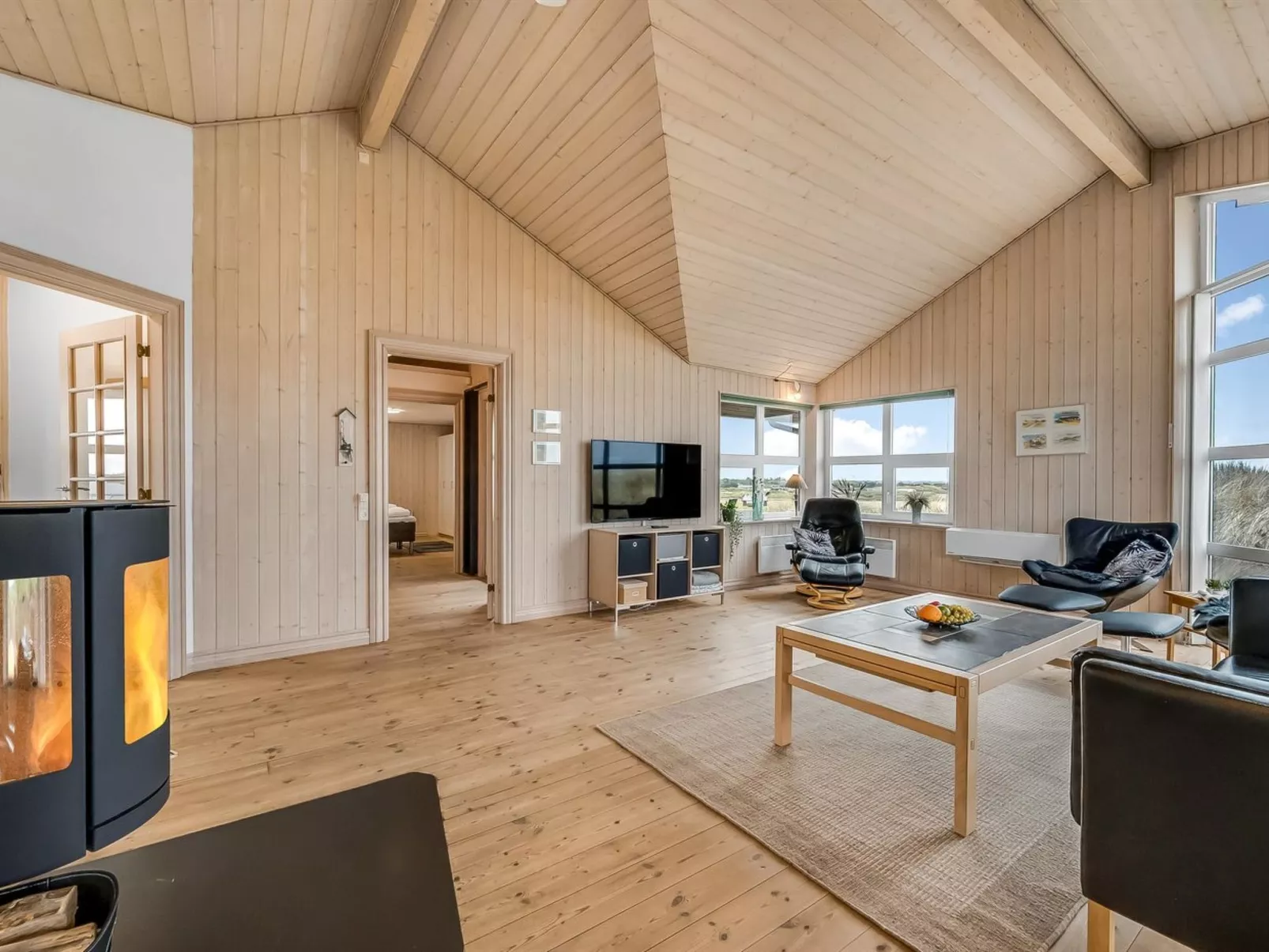 "Tahnee" - 450m from the sea-Binnen