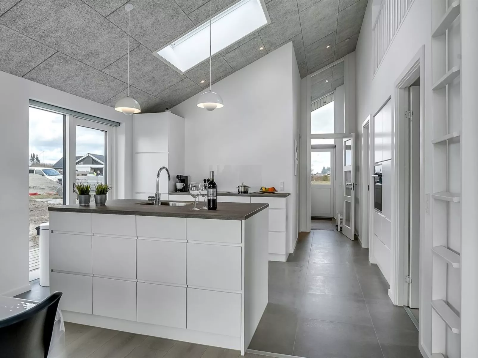 "Thalie" - 400m from the sea-Binnen